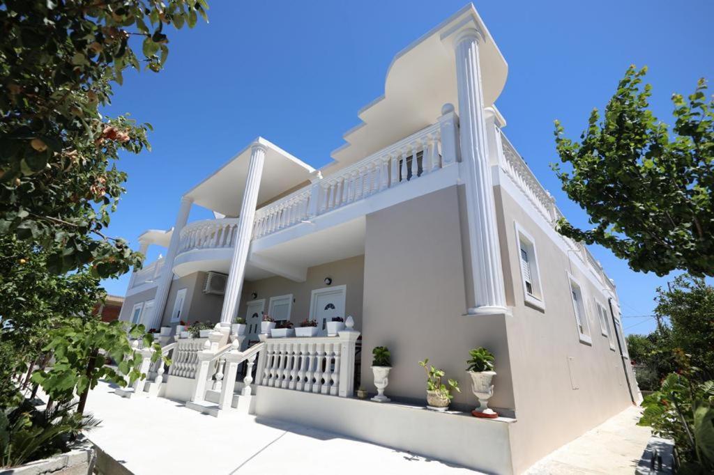 Guest House Narta Vlore Luaran gambar