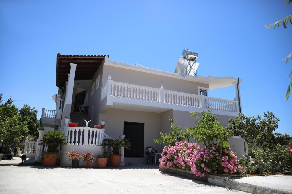 Guest House Narta Vlore Luaran gambar