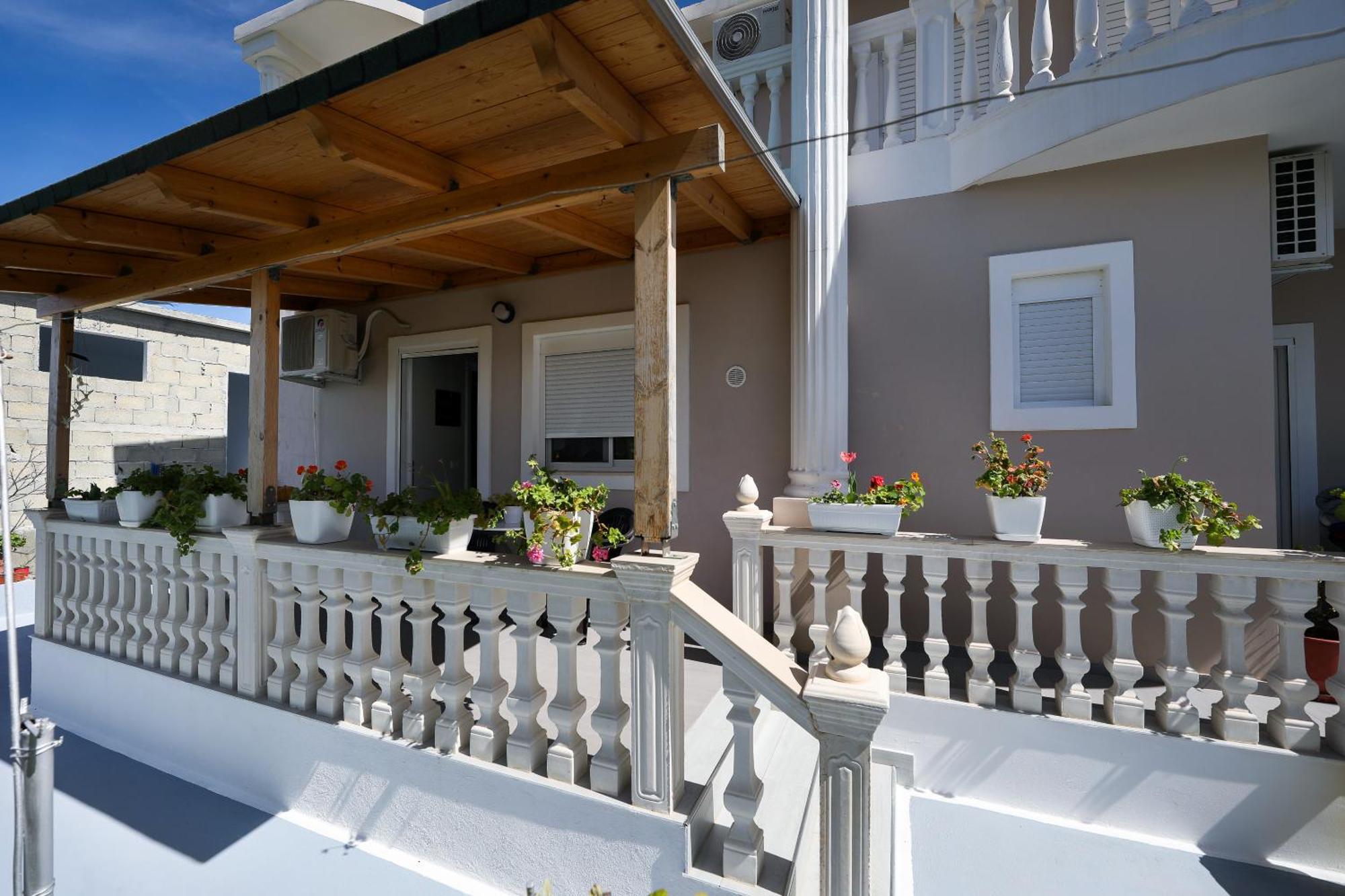 Guest House Narta Vlore Luaran gambar