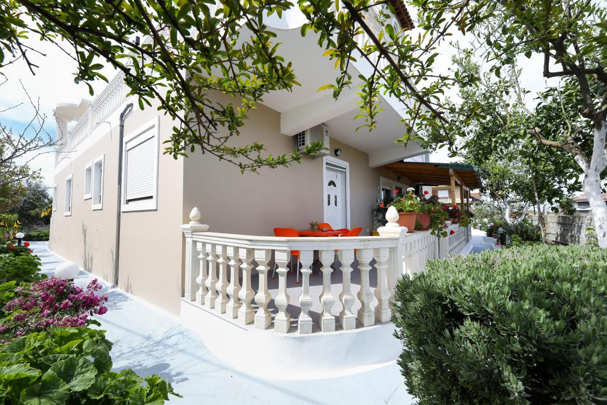 Guest House Narta Vlore Luaran gambar